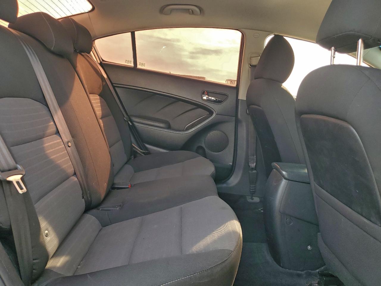 Kia Forte Lx Image 12