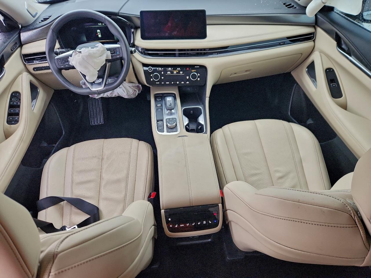 INFINITI Qx Luxe Image 6