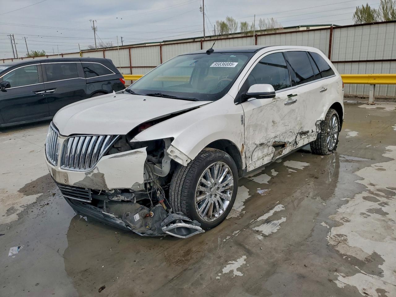 Lincoln MKX Image 1