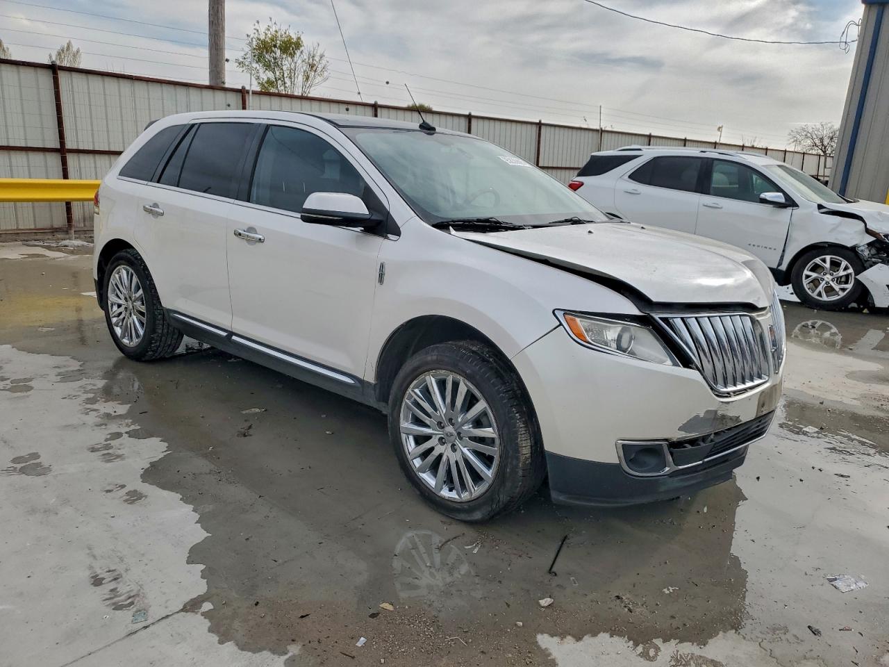 Lincoln MKX Image 13