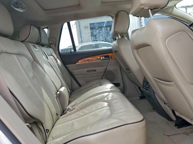 Lincoln MKX Image 12