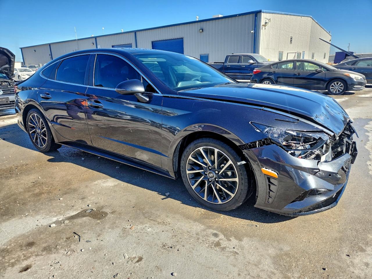 Hyundai SONATA Limited Image 2