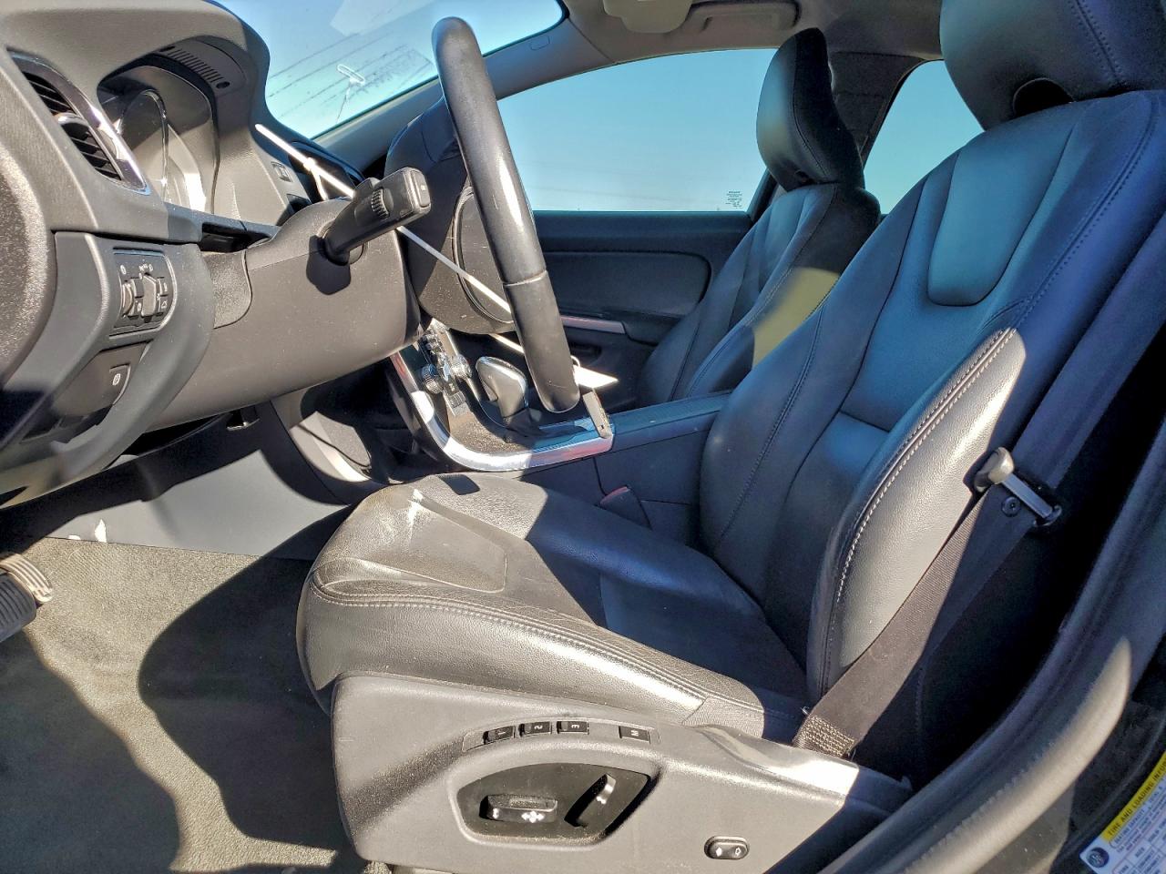 Volvo S60 Premier Image 10