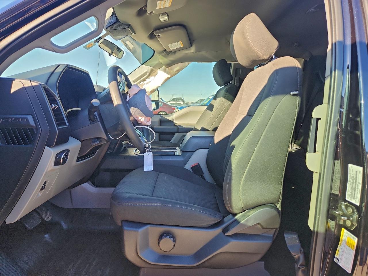 Ford F-150 Super Cab Image 4