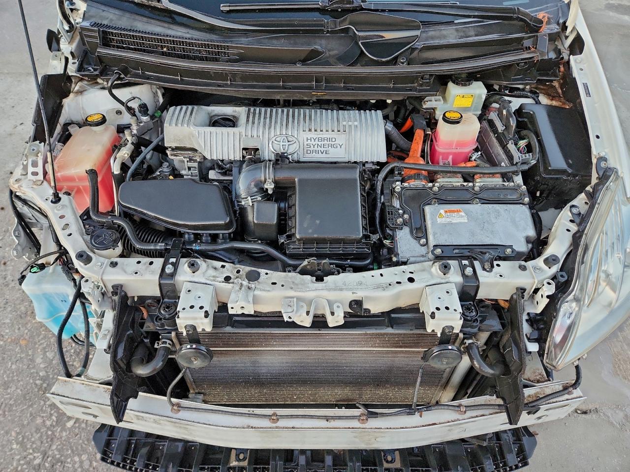 Toyota Prius Image 10