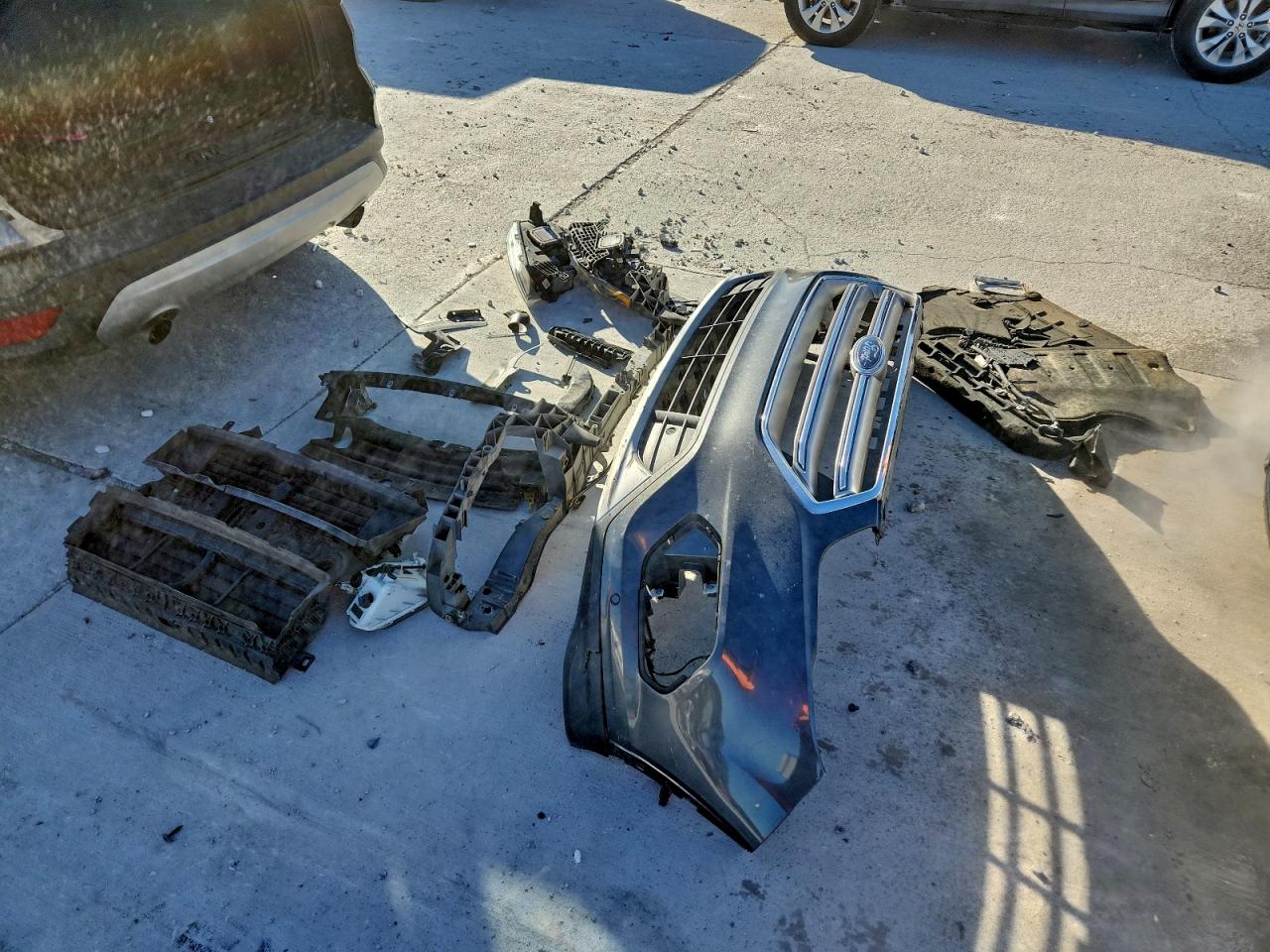 Ford Escape Titanium Image 9