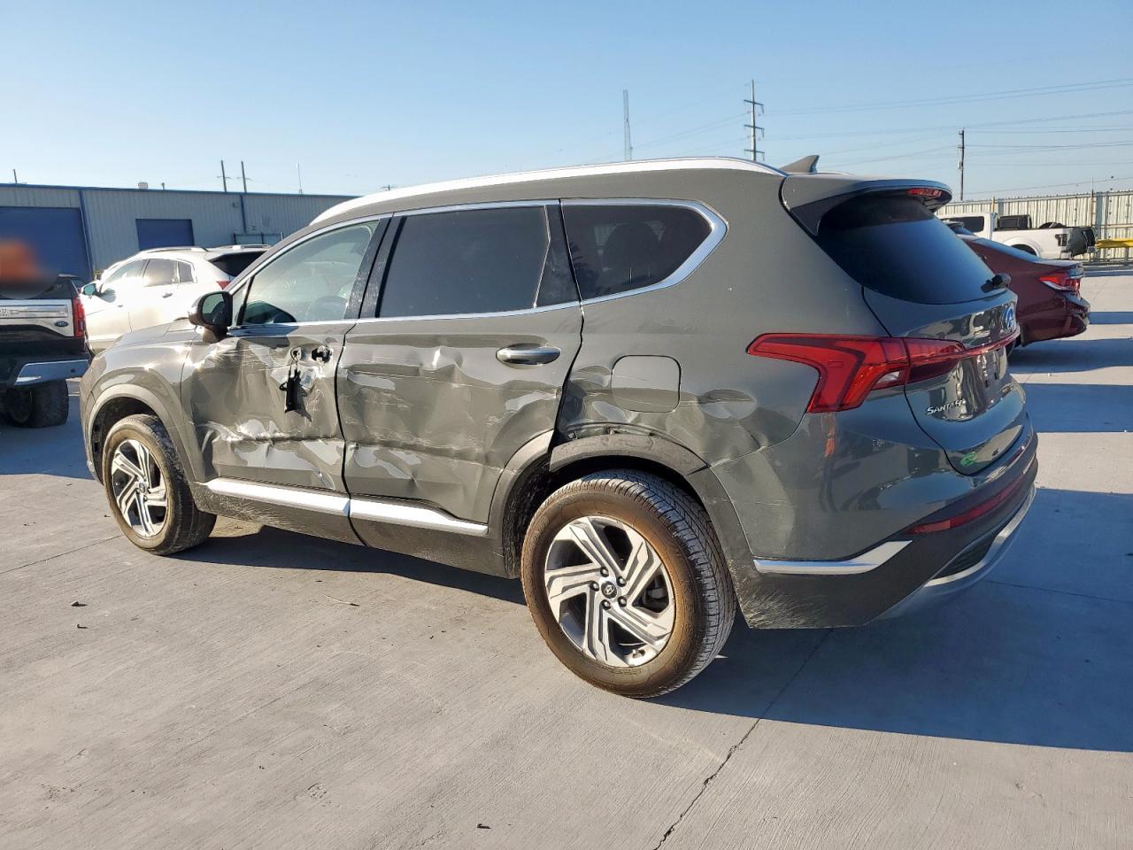 Hyundai SANTA FE Sel Premium Image 2