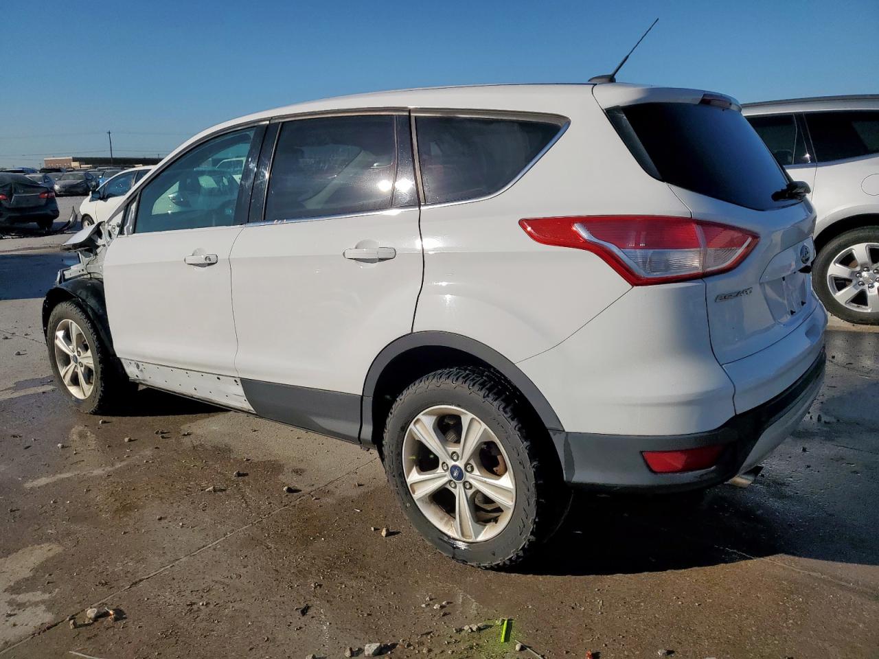 Ford Escape Se Image 9