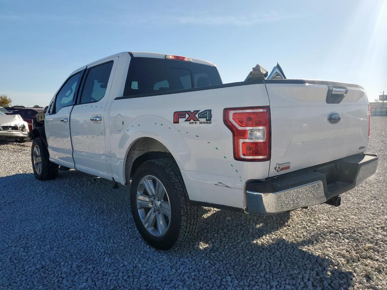 Ford F-150 Supercrew Image 4
