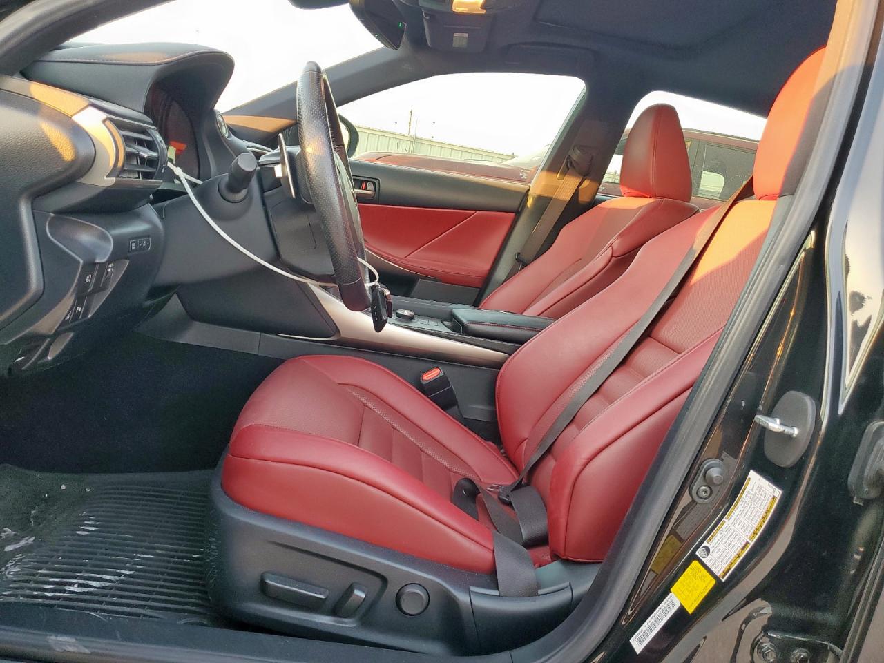 Lexus Is 300 F Sport Image 10