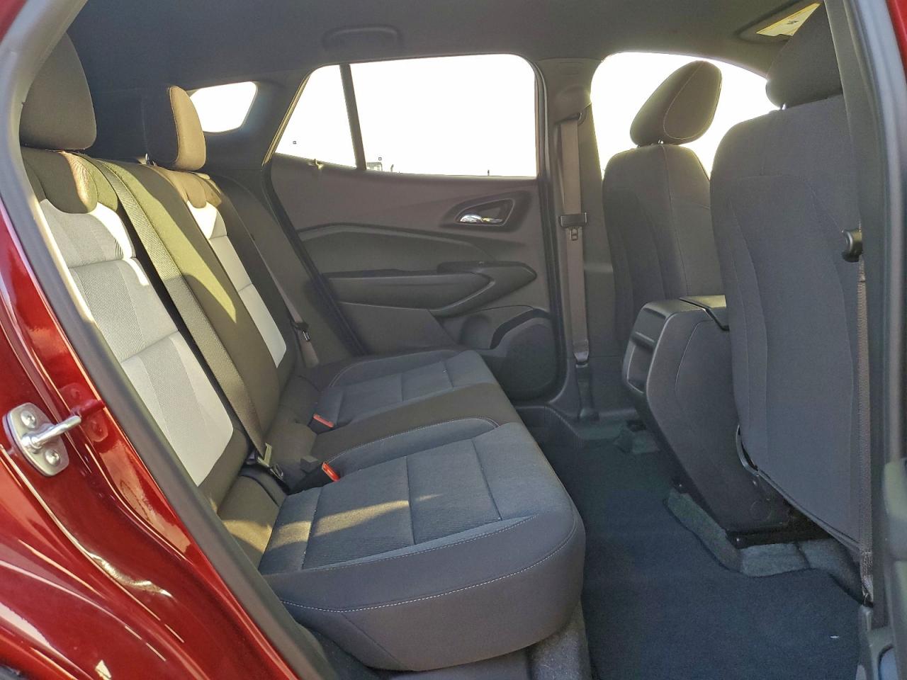 Chevrolet Trax 1rs Image 8