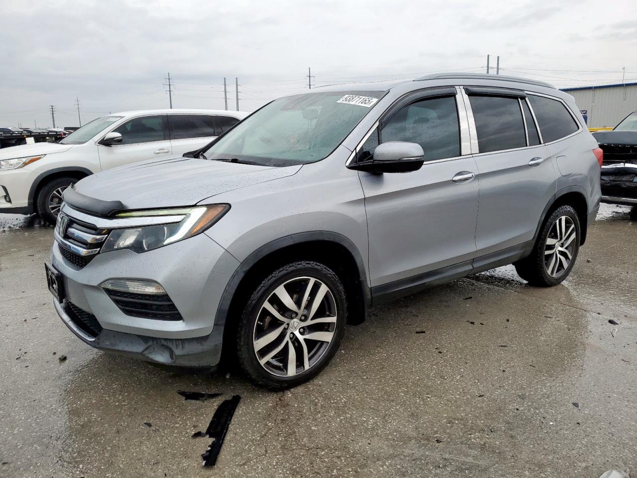 Honda Pilot Touring Image 1