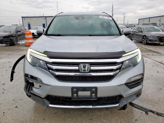 Honda Pilot Touring Image 2