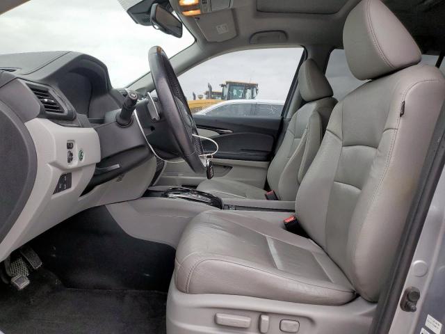 Honda Pilot Touring Image 3
