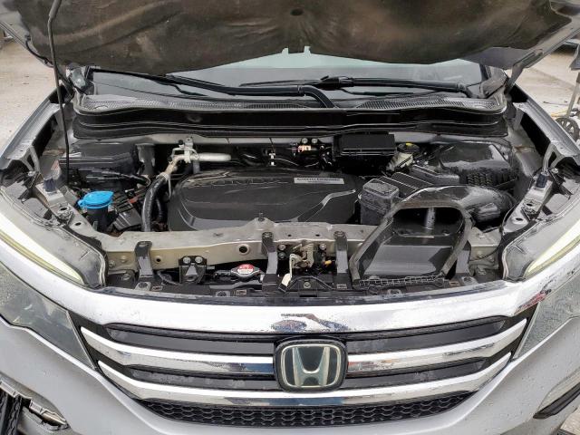 Honda Pilot Touring Image 8