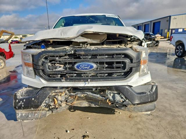 Ford F-150 Super Cab Image 9