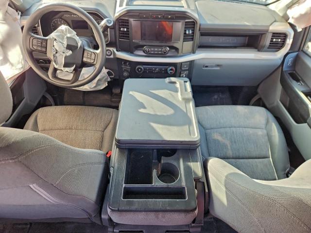 Ford F-150 Super Cab Image 2