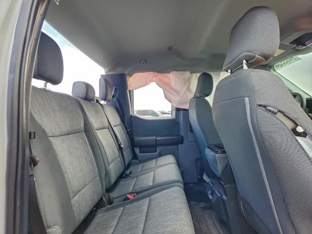 Ford F-150 Super Cab Image 8