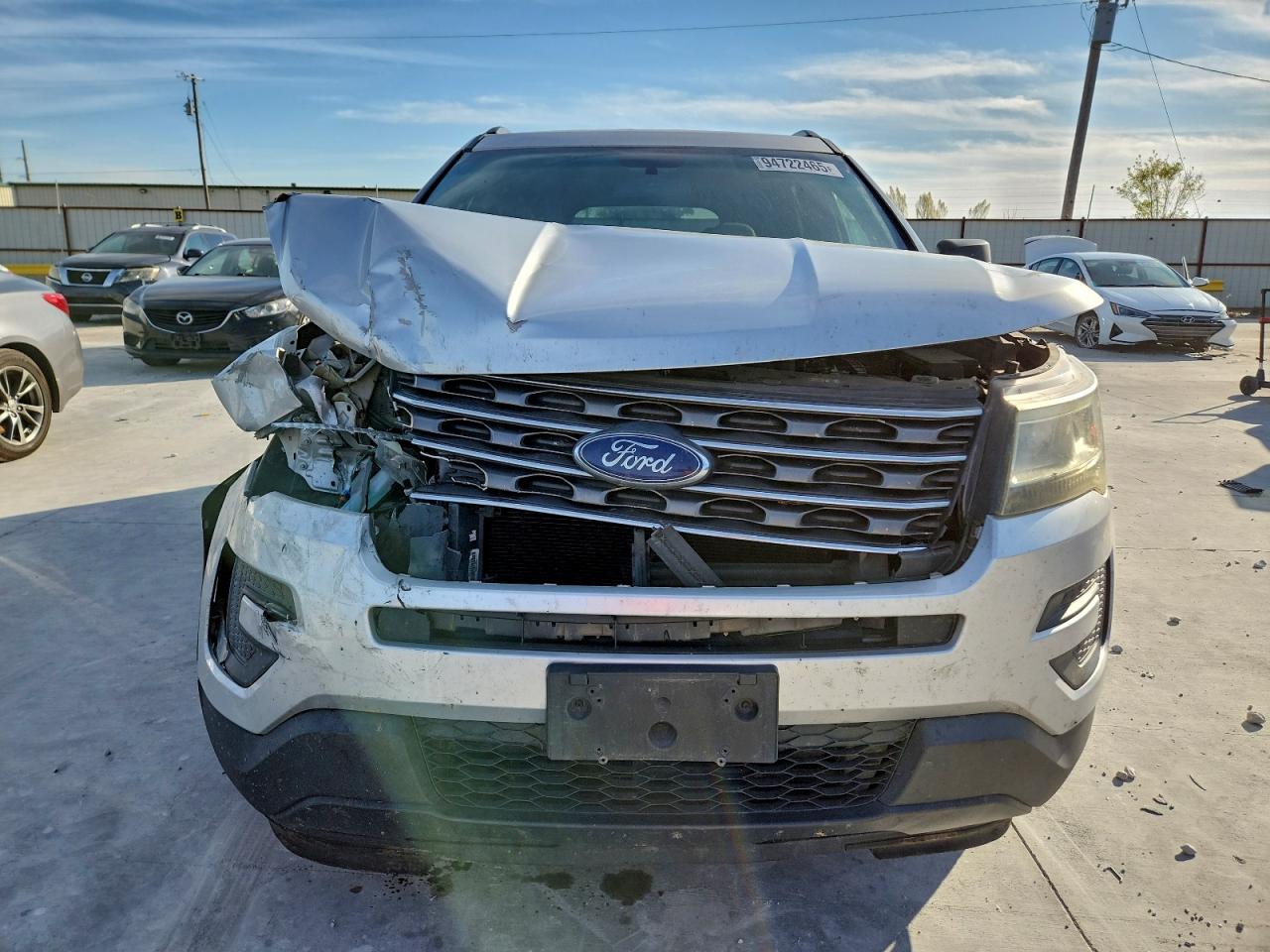 Ford Explorer Image 12