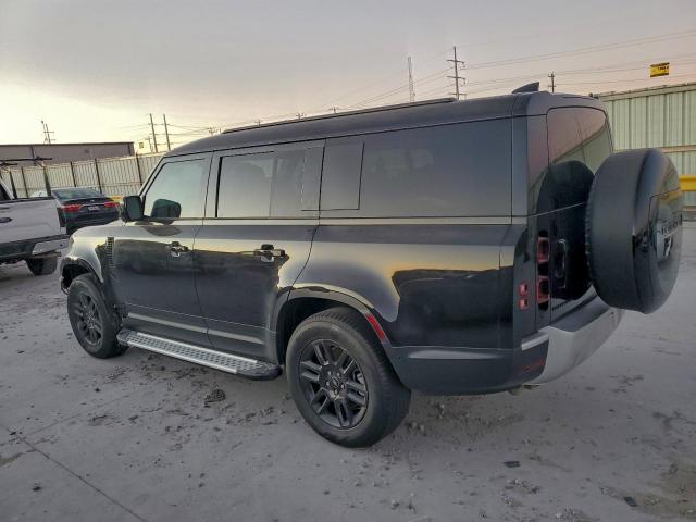 Land Rover Defender 130 S Image 4