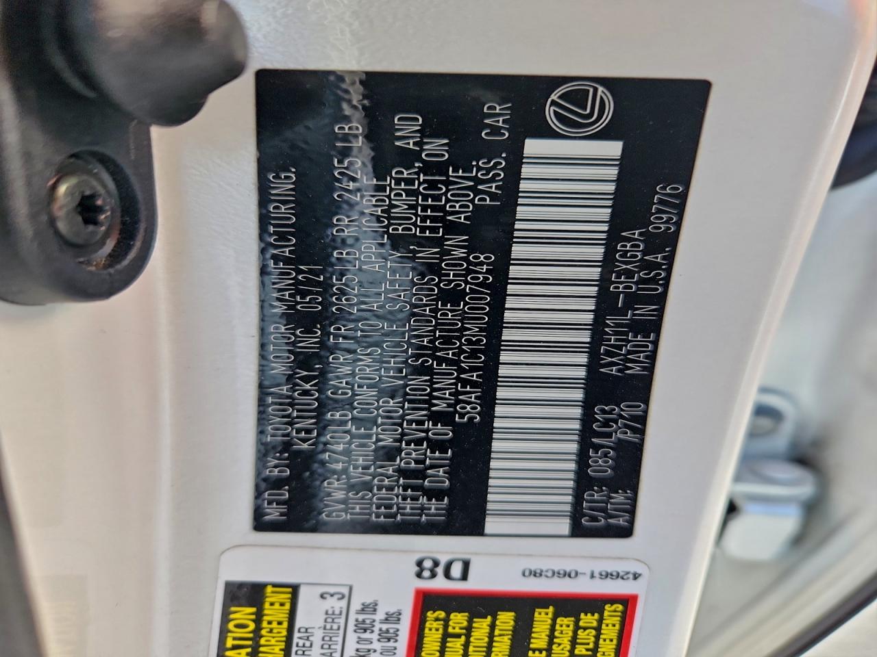 Lexus Es 300h Ultra Luxury Image 11