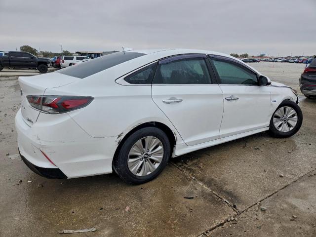 Hyundai SONATA Hybrid Image 5