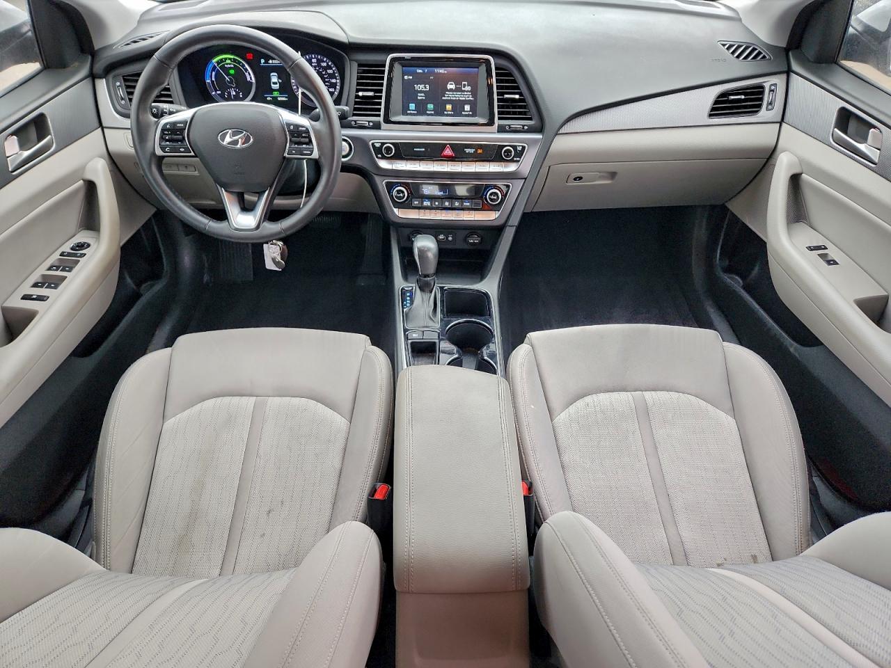 Hyundai SONATA Hybrid Image 10