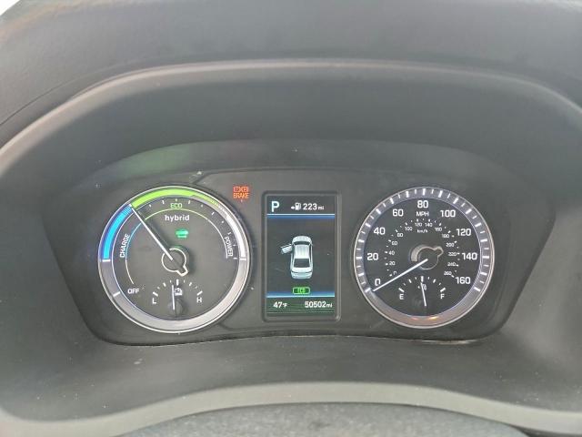Hyundai SONATA Hybrid Image 12