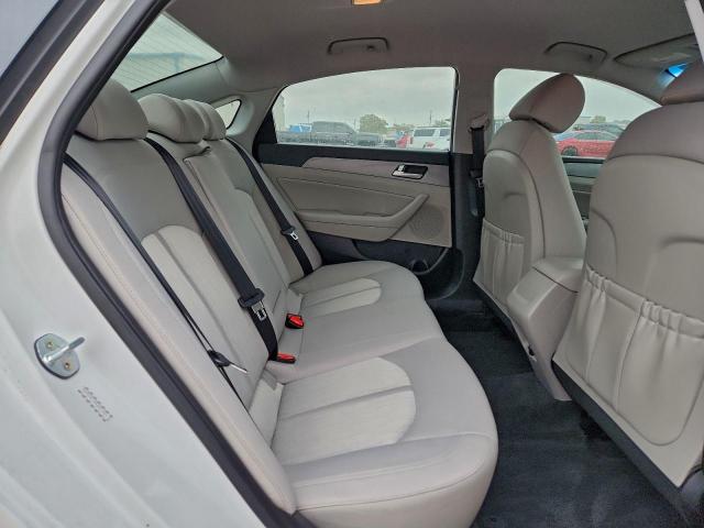 Hyundai SONATA Hybrid Image 11