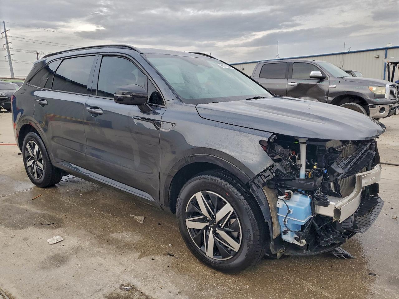 Kia Sorento S Image 3