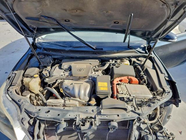 Toyota Avalon Hybrid Image 4