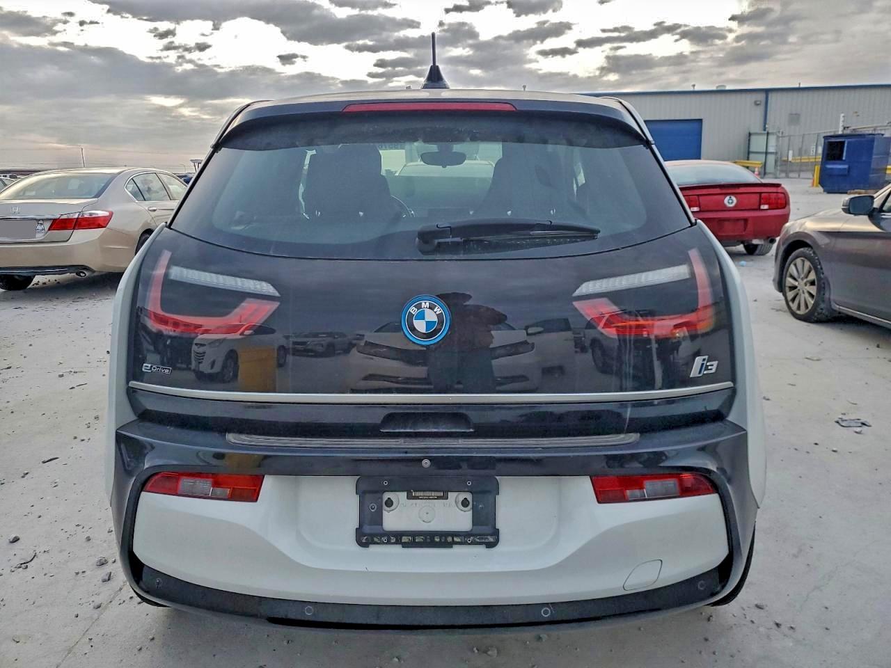 BMW I Series Bev Image 10