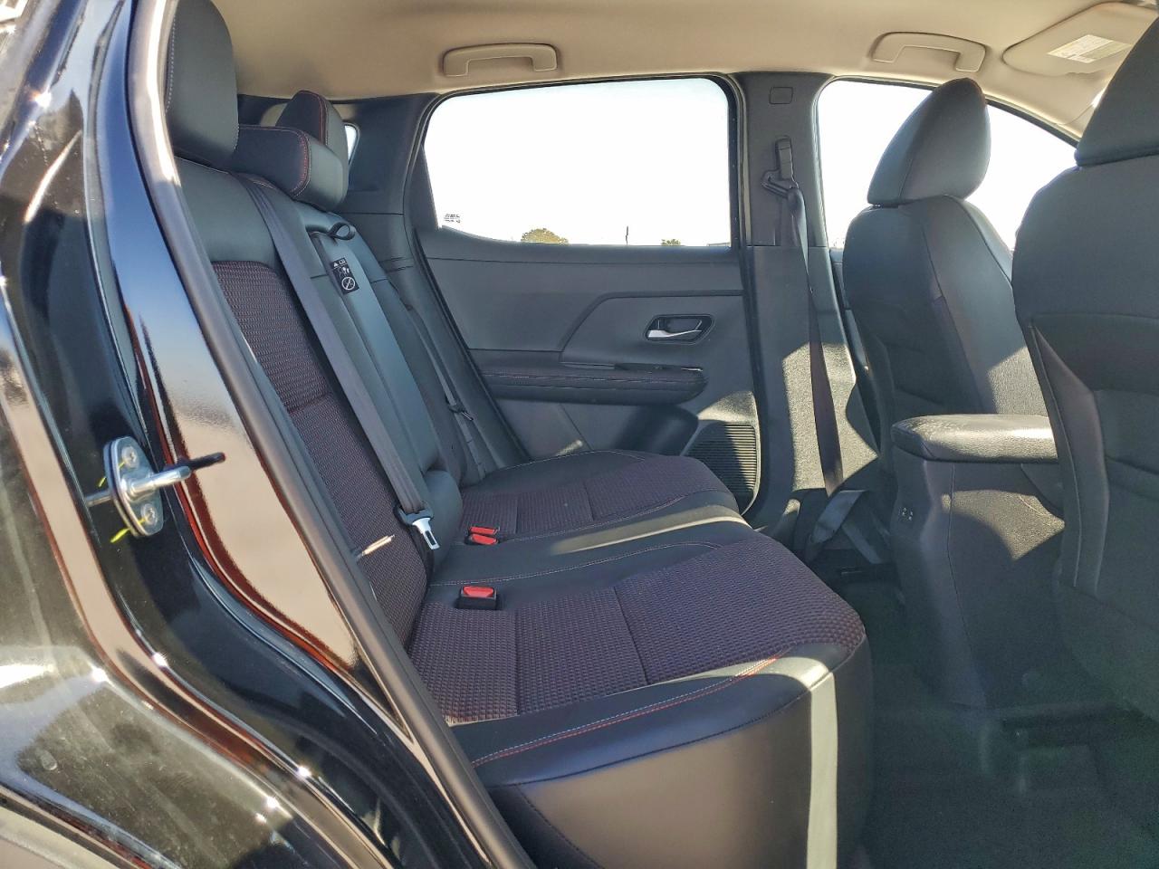 Nissan Kicks Sr Image 8