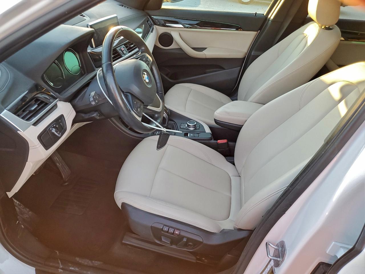 BMW X Series Sdrive28i Image 12