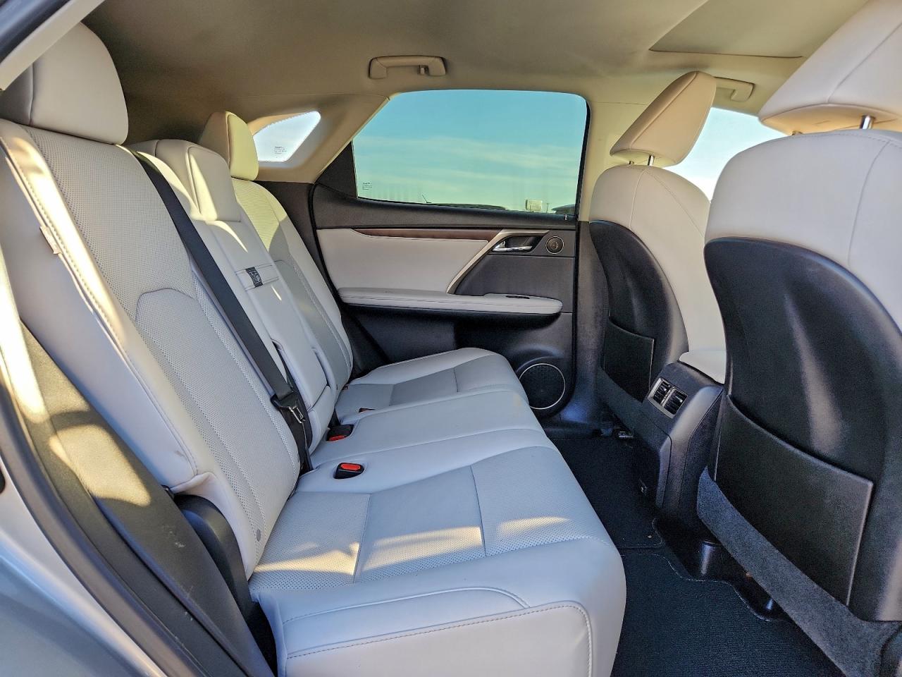 Lexus RX 350 Image 14