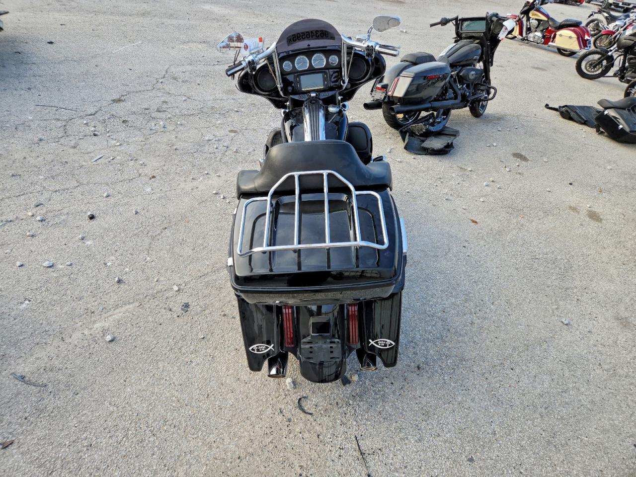 Harley-Davidson Fl Cvo Street Glide Image 9