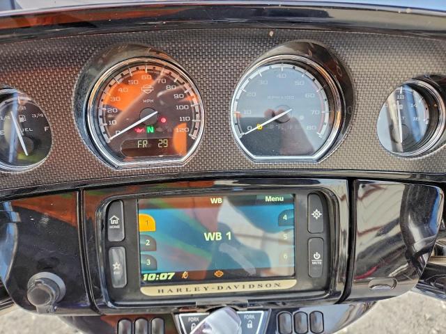 Harley-Davidson Fl Cvo Street Glide Image 7