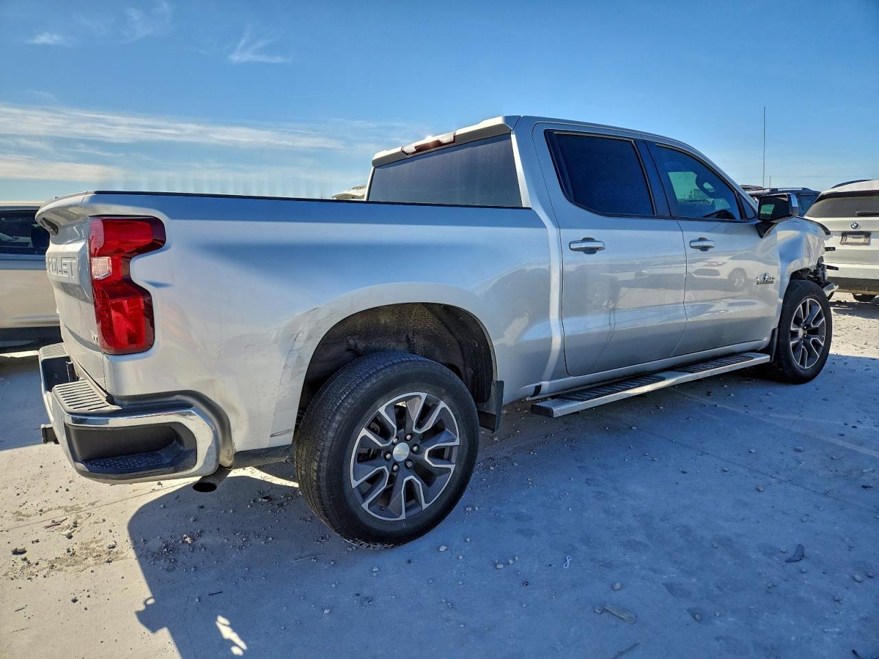 Chevrolet Silverado C1500 Lt Image 6