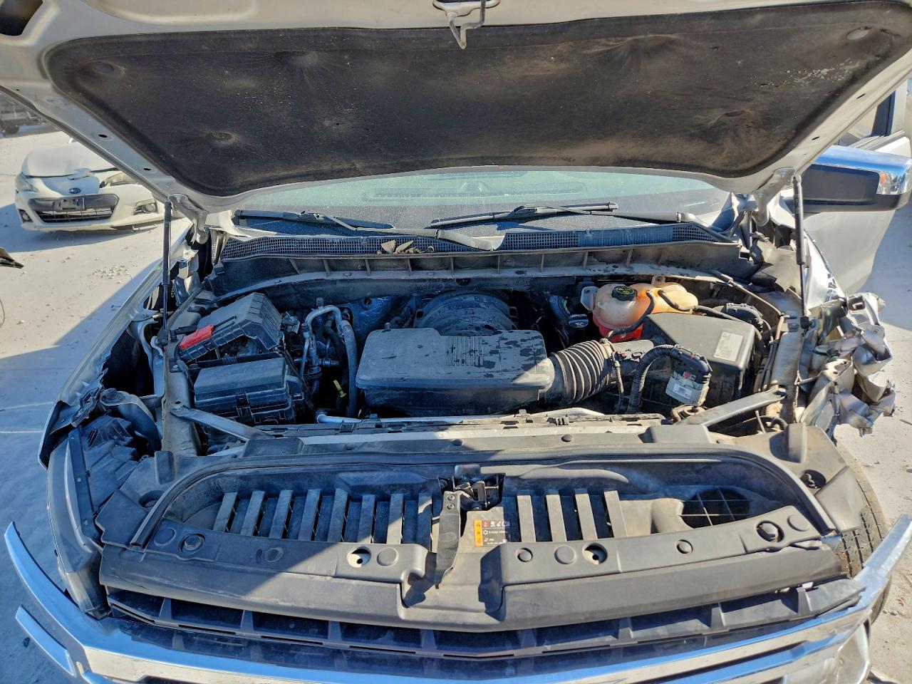 Chevrolet Silverado C1500 Lt Image 12