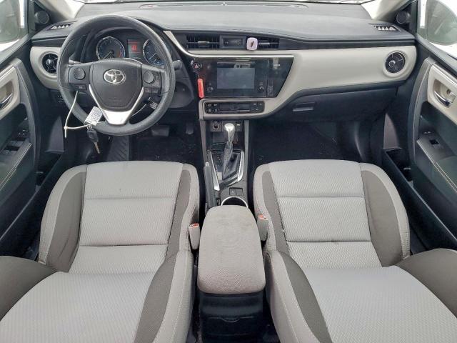 Toyota Corolla L Image 5