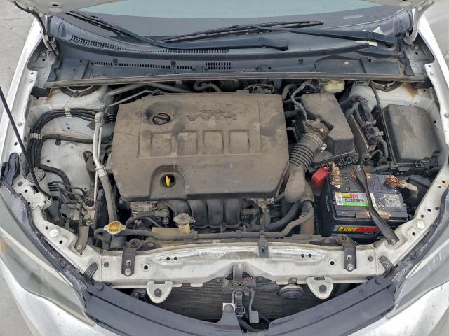 Toyota Corolla L Image 11