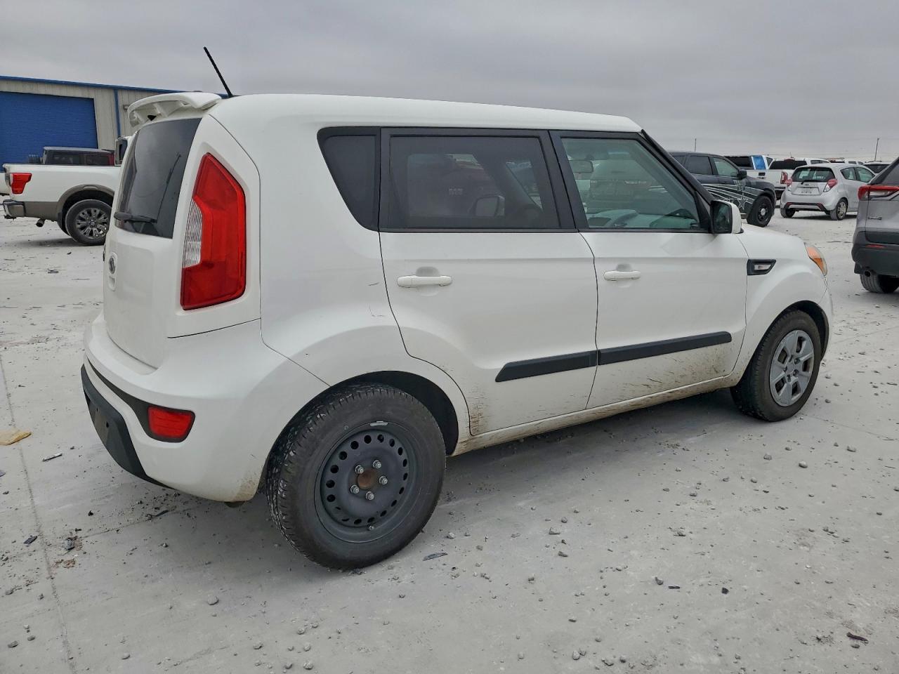 Kia Soul Image 3