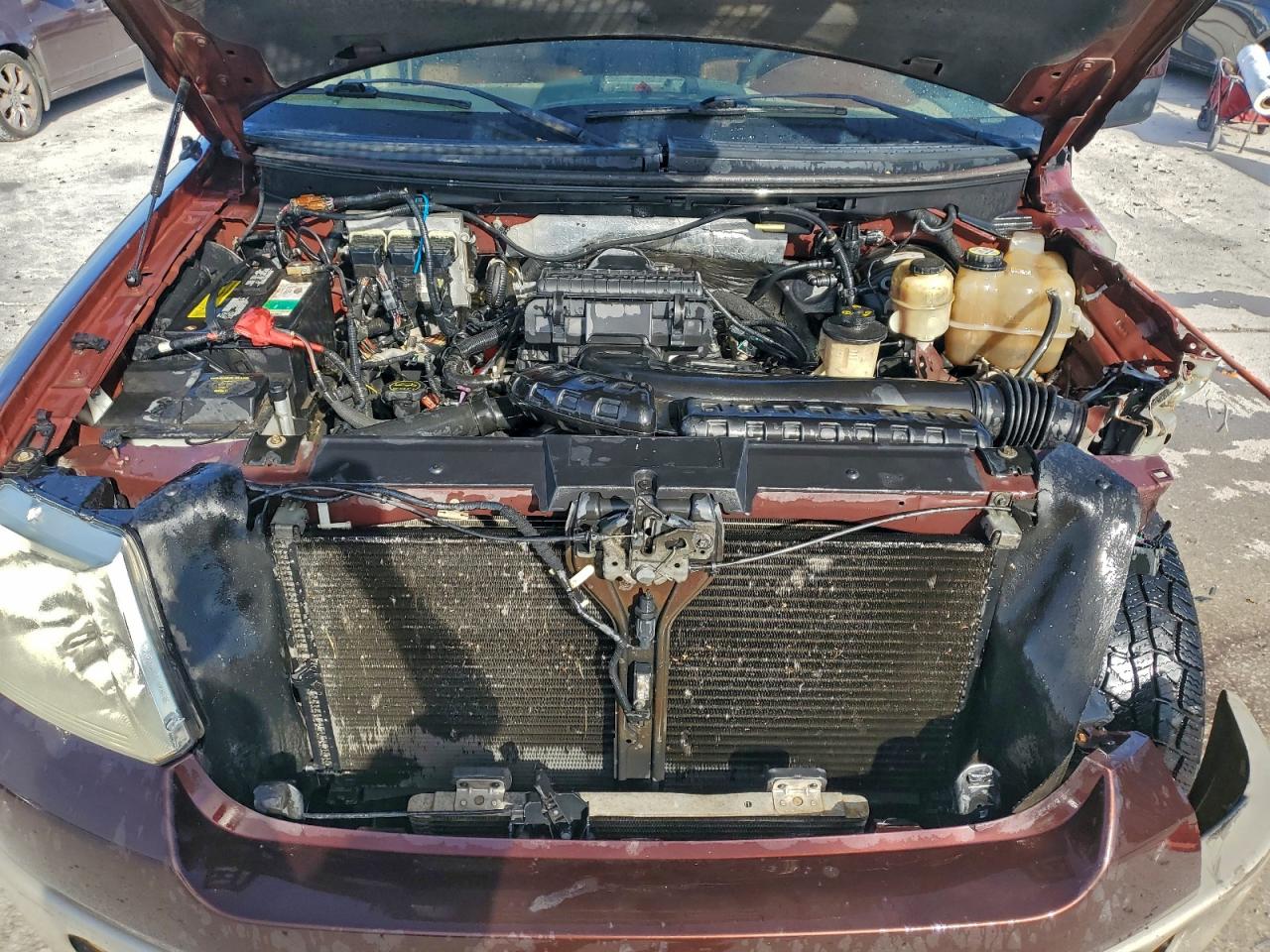 Ford F-150 Supercrew Image 12