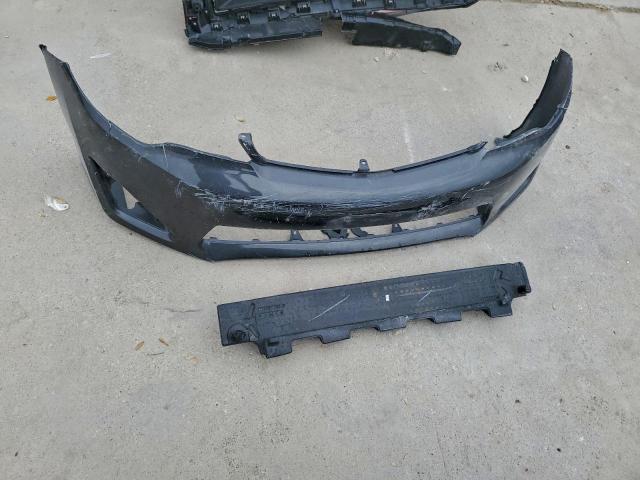 Toyota Camry L Image 9