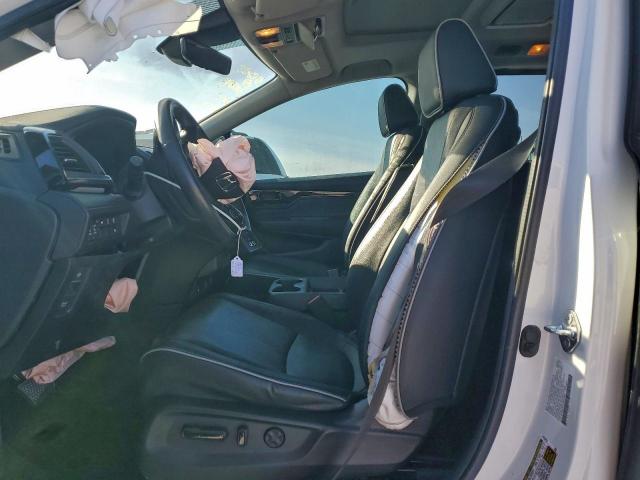 Honda Odyssey Elite Image 2