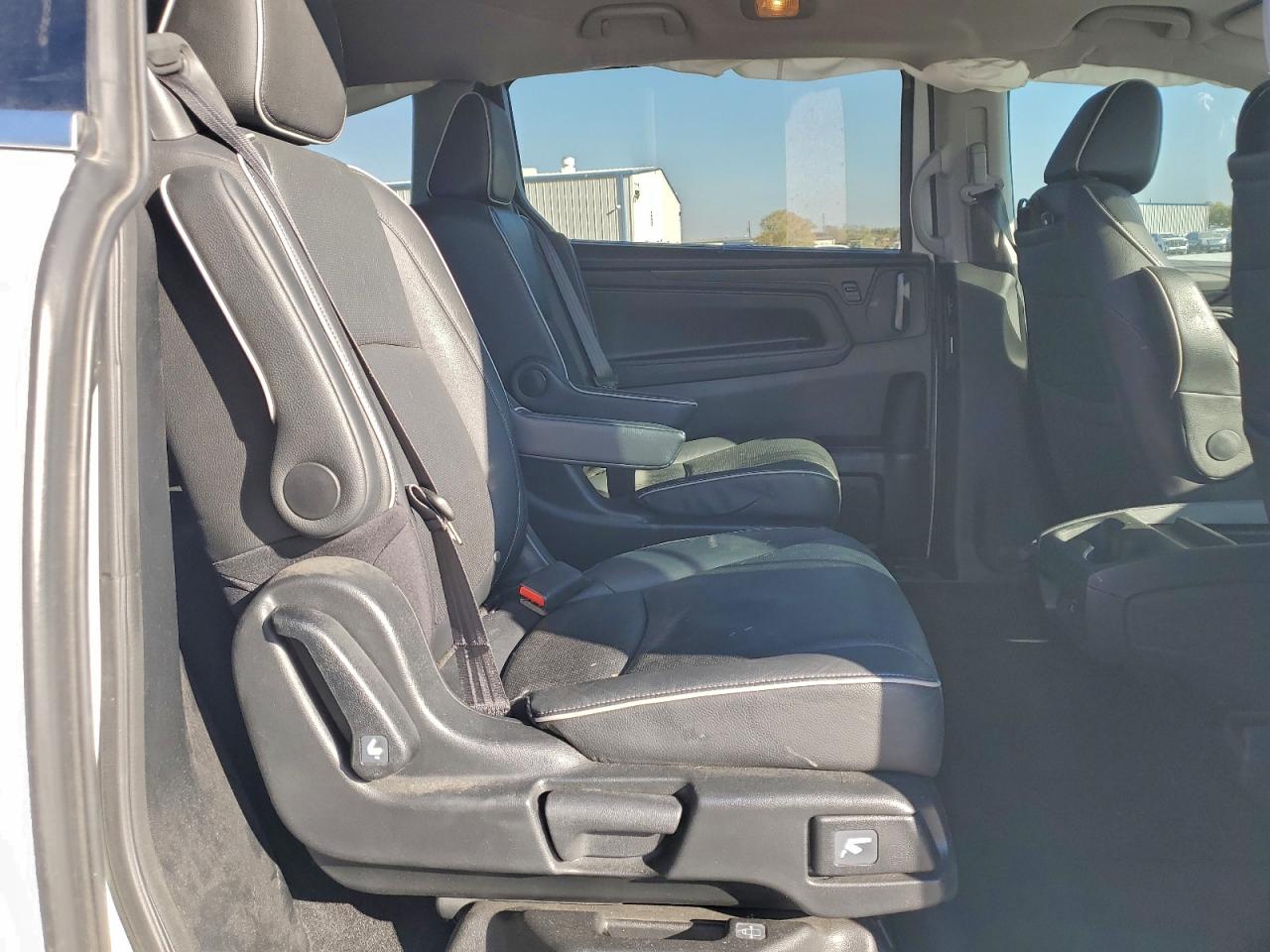 Honda Odyssey Elite Image 10