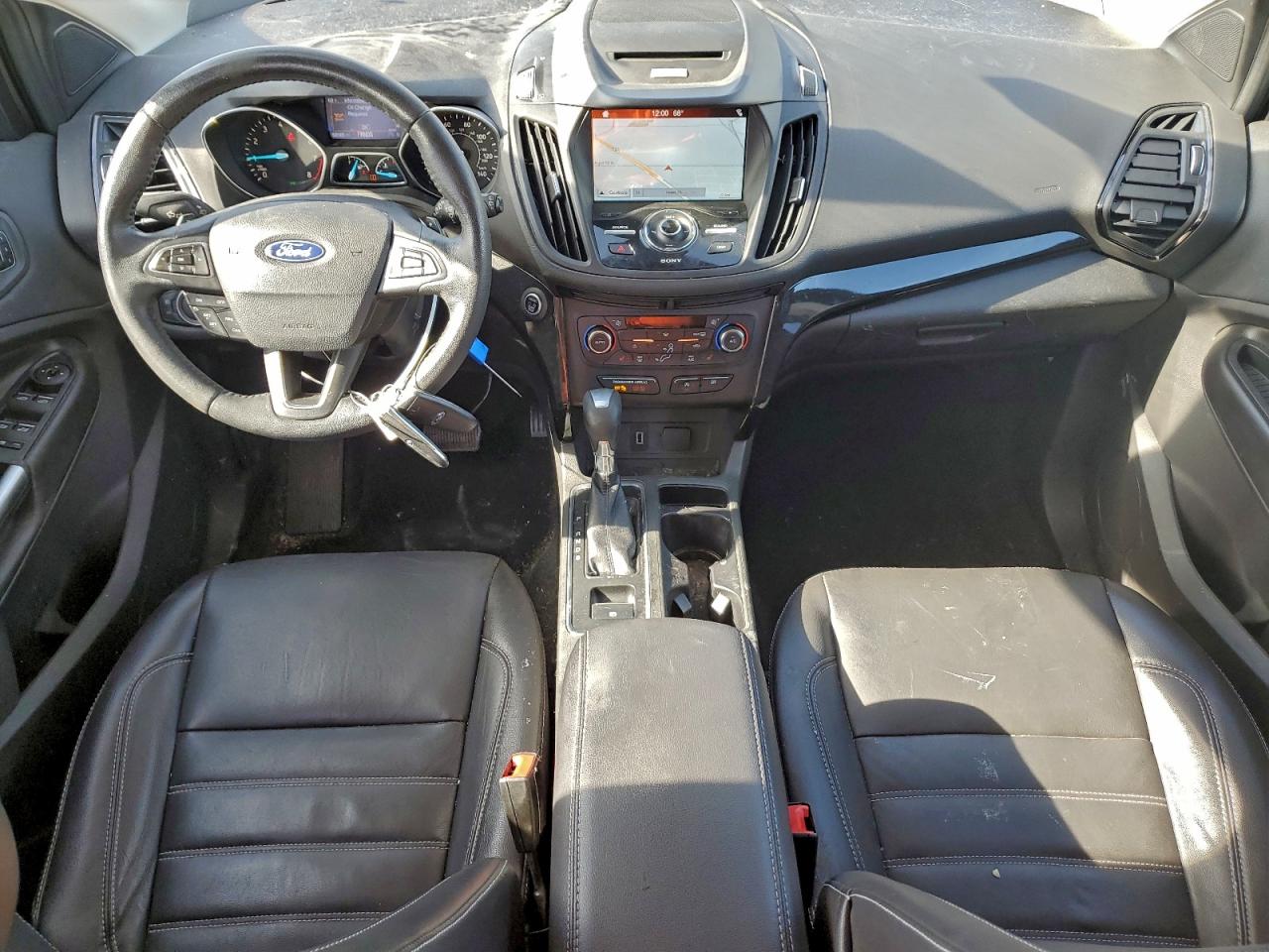 Ford Escape Titanium Image 5