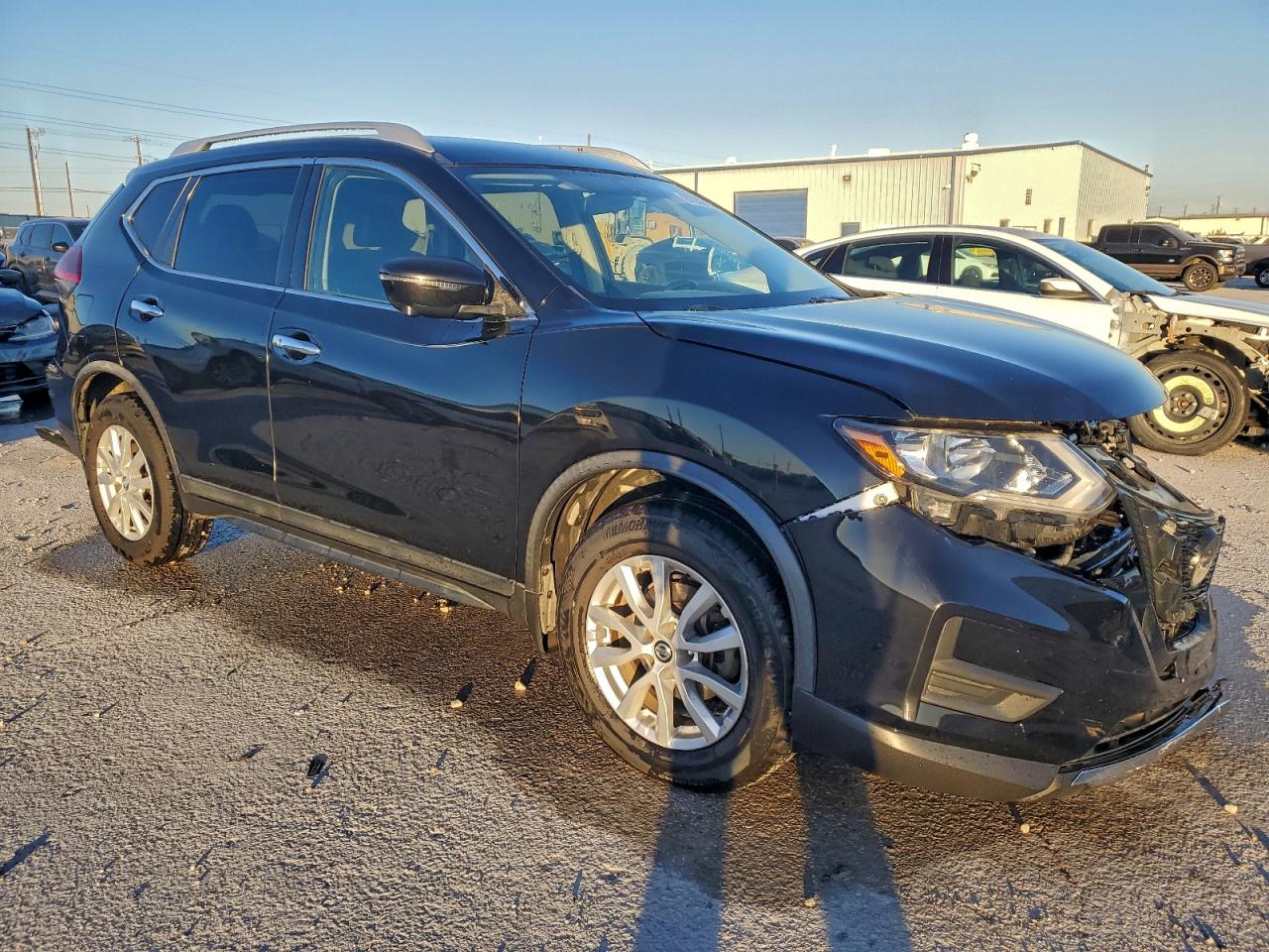 Nissan Rogue S Image 3