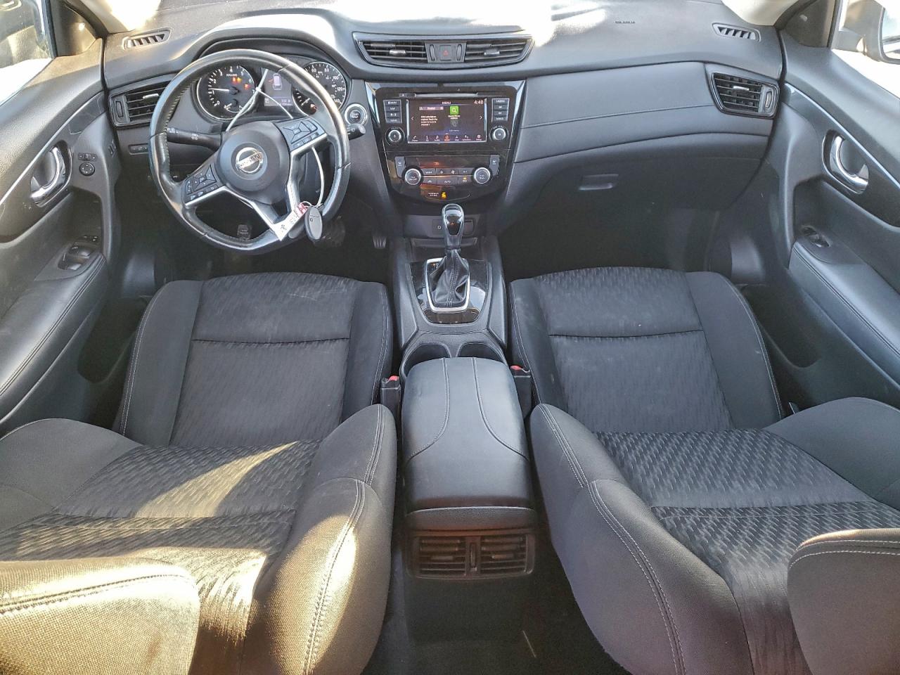 Nissan Rogue S Image 8