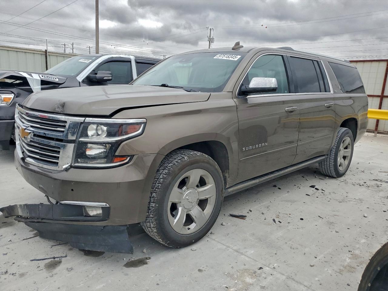 Chevrolet Suburban C1500 Ltz Image 1